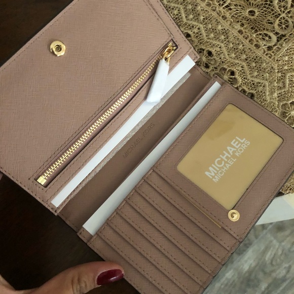 💖Beautiful pink Mk logo backpack matching wallet - Picture 4 of 8